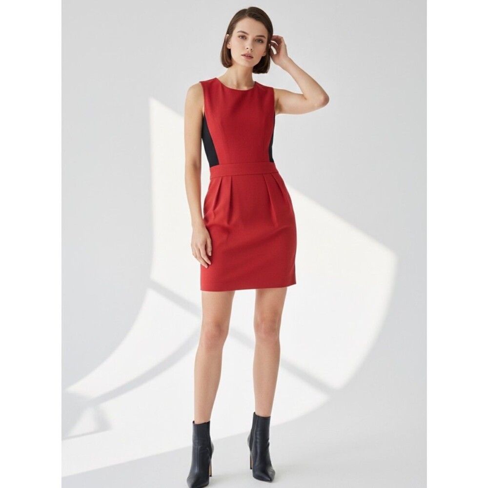 Theory Red Dress Wool Sleeveless Sheath Black Slimming Mini Size 8 Maroon Office